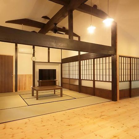 【コテージくぎの】大谷川沿いの露天風呂があるコテージ Minamiaso Exterior foto